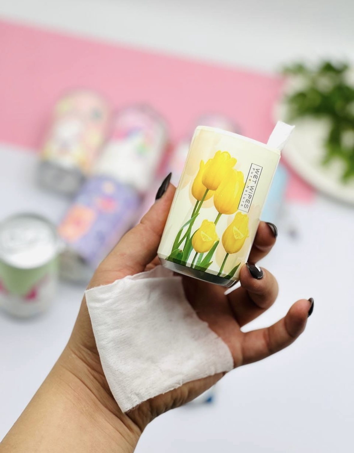 دستمال مرطوب قوطی