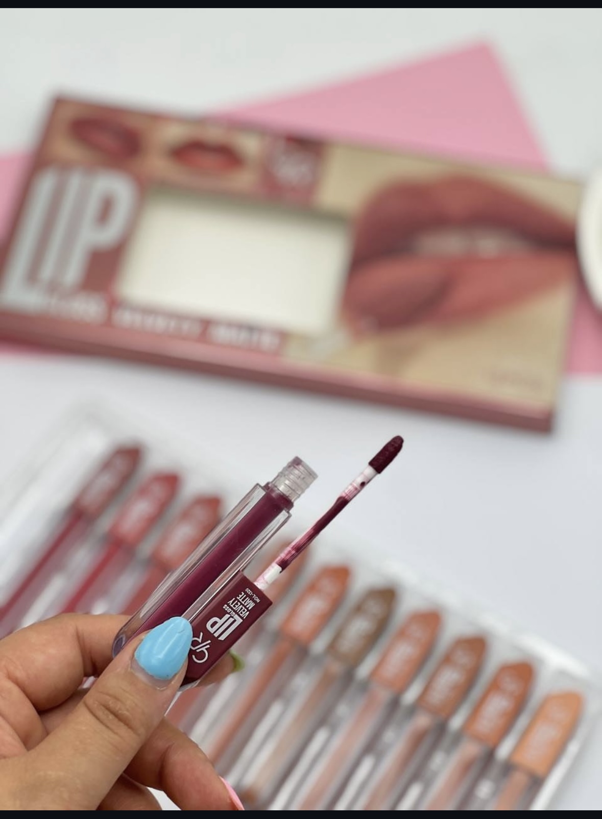 رژ مایع ۲۴ ساعته